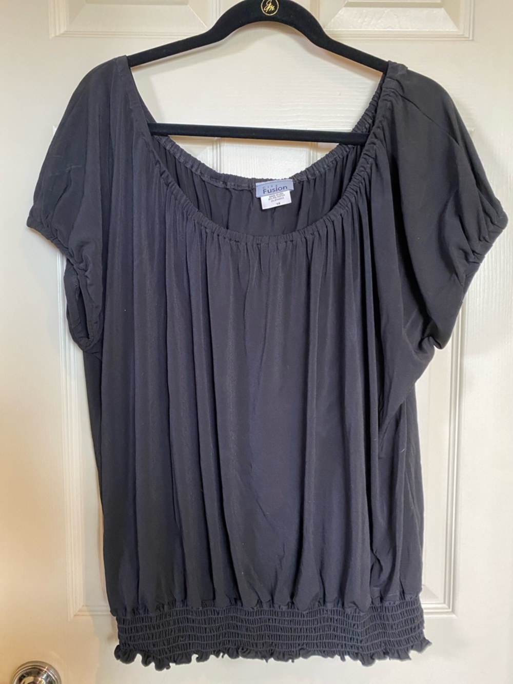 Black Short-Sleeve Peasant Tunic